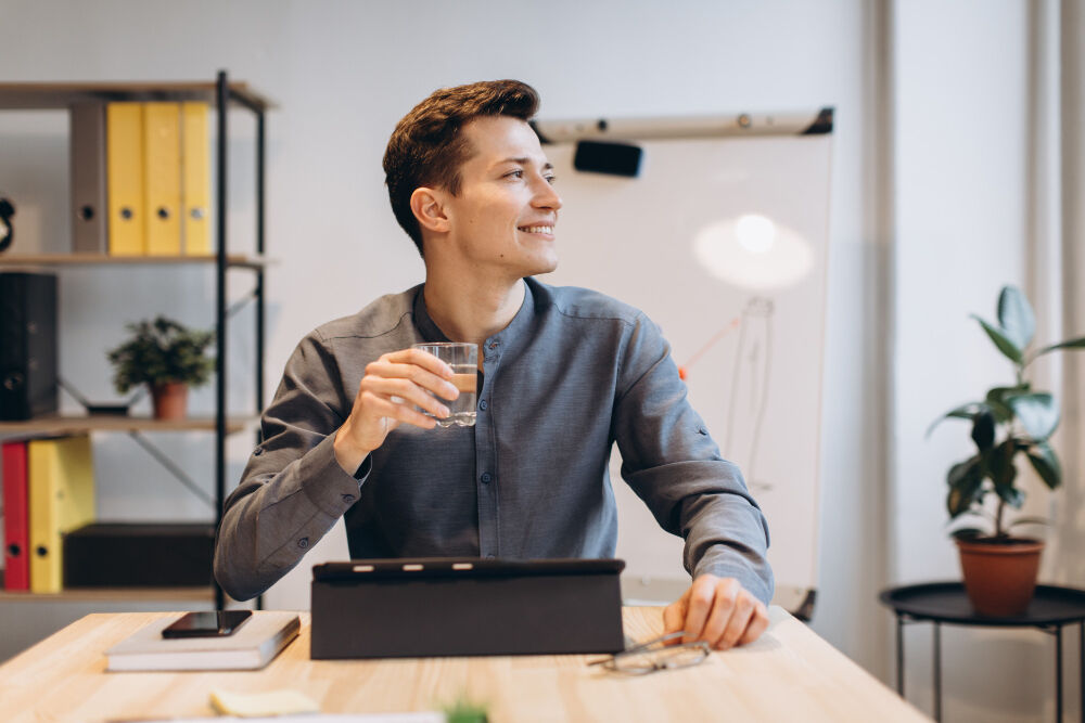 悠活原力維他命C膠囊、維生素C+鋅是外食族、上班族的維他命C推薦，幫助飲食不均族群額外補充所需營養。